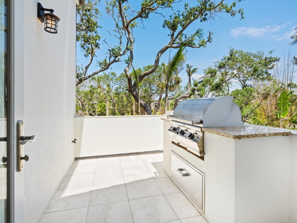 7333 Point Of Rocks Road Sarasota FL 34242 A4651061 image18