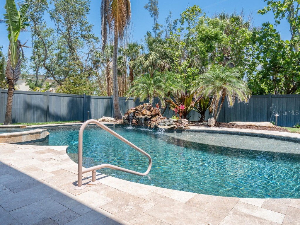 7333 Point Of Rocks Road Sarasota FL 34242 A4651061 image46