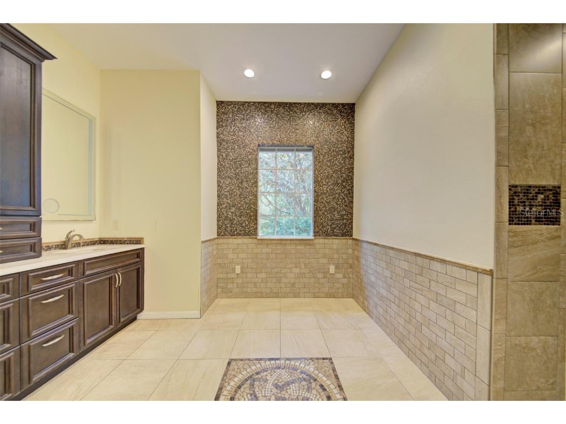 7333 Royal Oak Drive Spring Hill FL 34607 TB8371012 image54