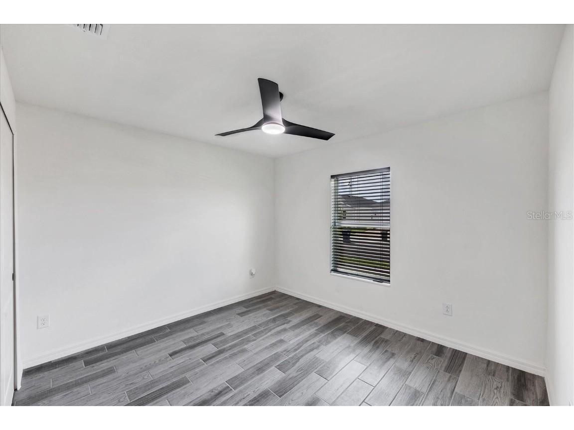 7335 34th Court E Sarasota FL 34243 A4675502 image19