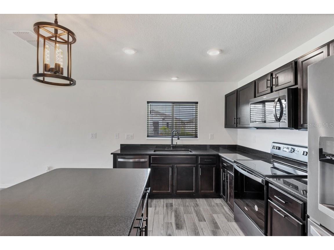 7335 34th Court E Sarasota FL 34243 A4675502 image7