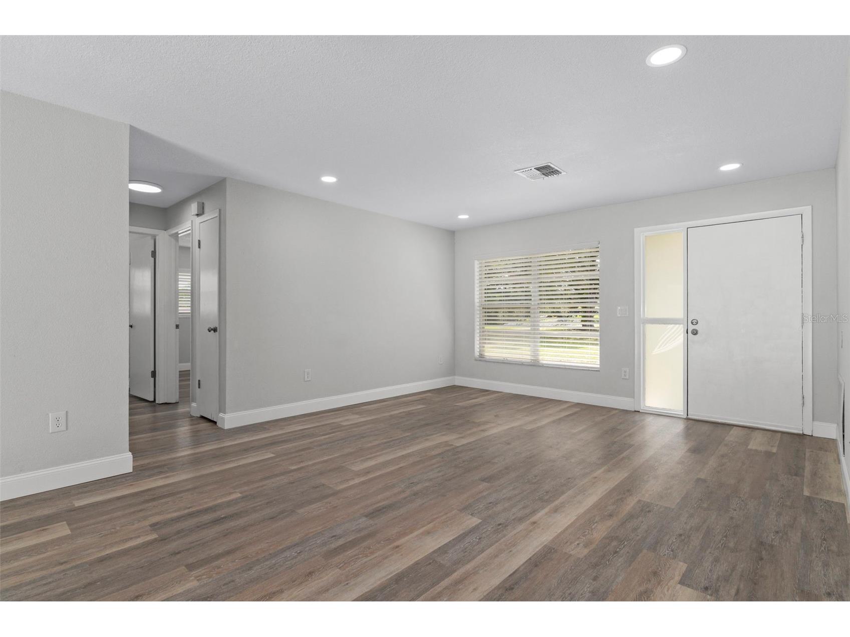 7335 Blackbird Avenue Weeki Wachee FL 34613 W7887290 image12