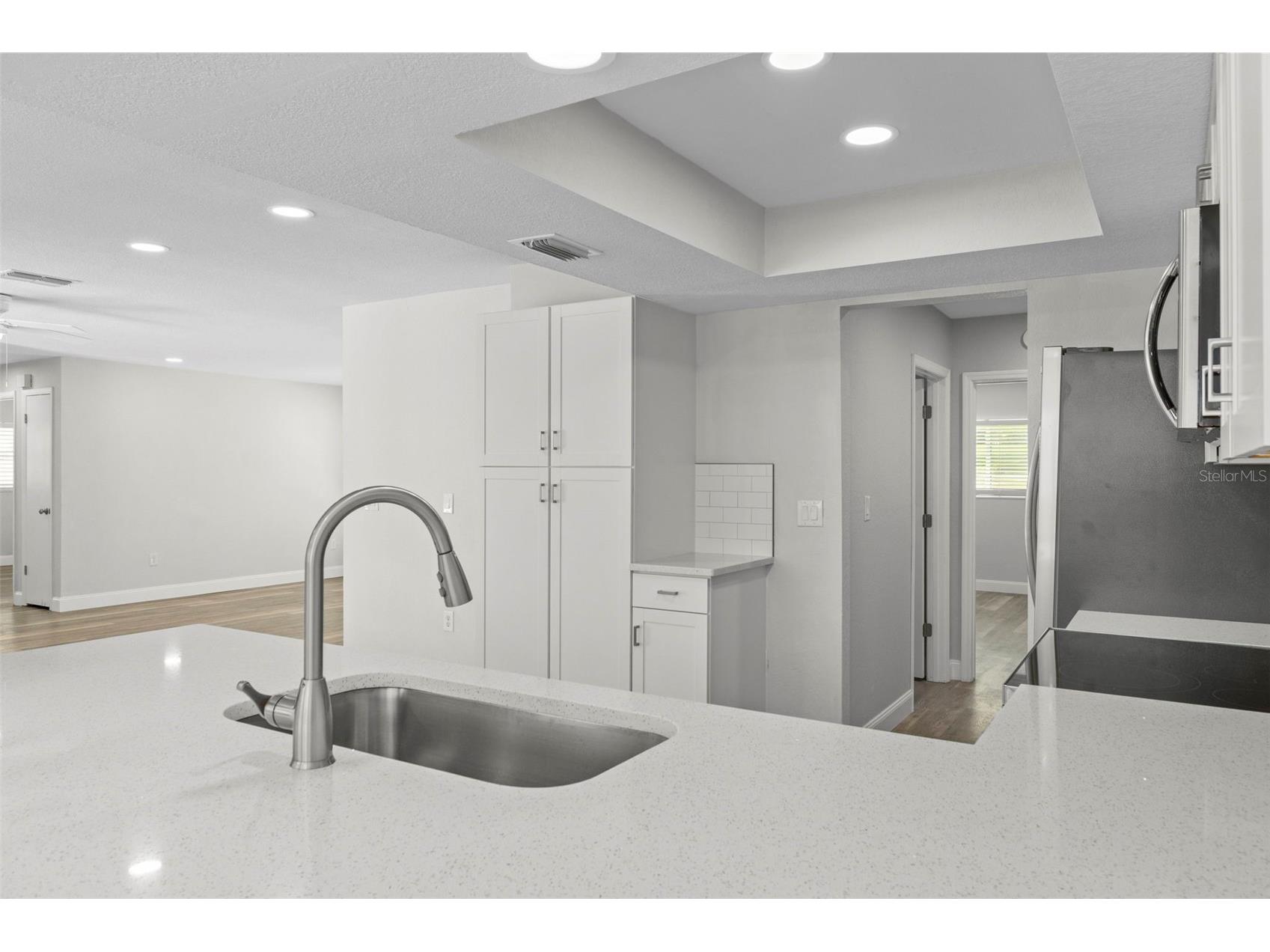 7335 Blackbird Avenue Weeki Wachee FL 34613 W7887290 image19