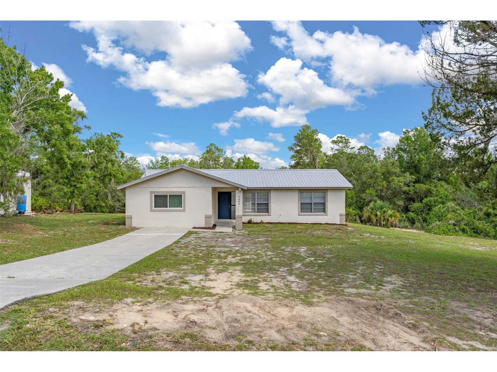 7335 Blackbird Avenue Weeki Wachee FL 34613 W7887290 image2