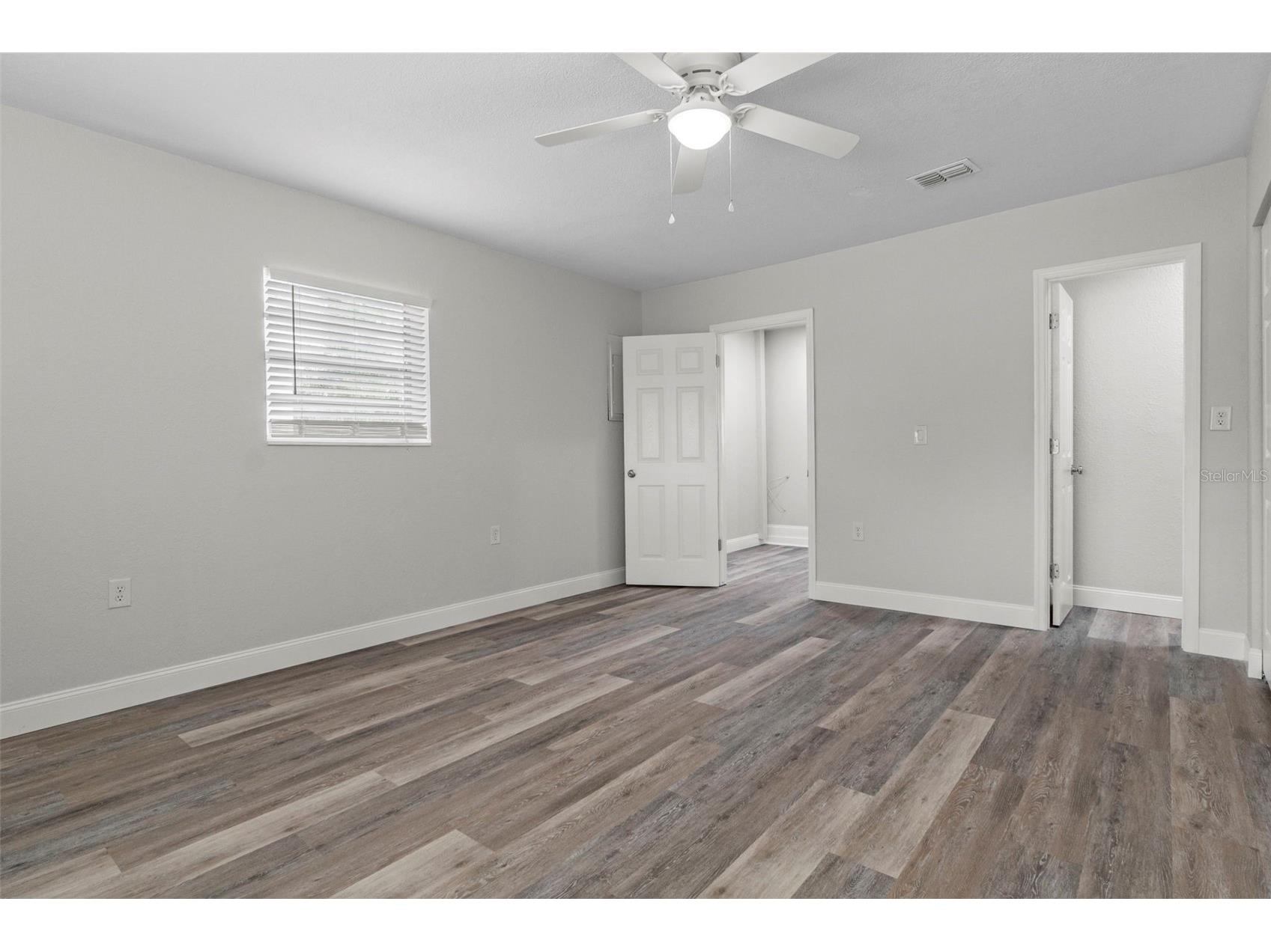 7335 Blackbird Avenue Weeki Wachee FL 34613 W7887290 image25