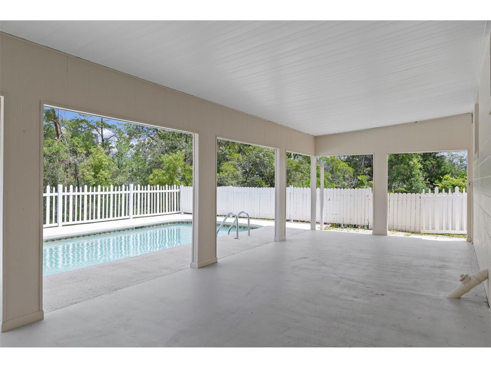 7335 Blackbird Avenue Weeki Wachee FL 34613 W7887290 image33