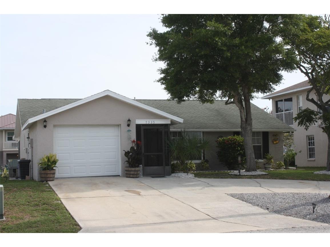 7335 Southwind Drive Hudson FL 34667 W7854770 image1