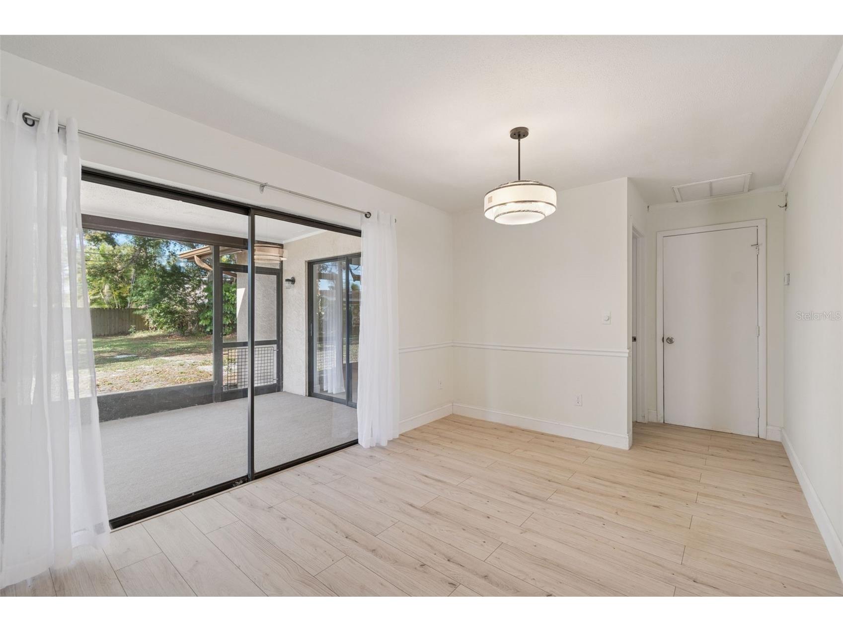 7337 Cambridge Way Clearwater FL 33764 TB8465231 image10