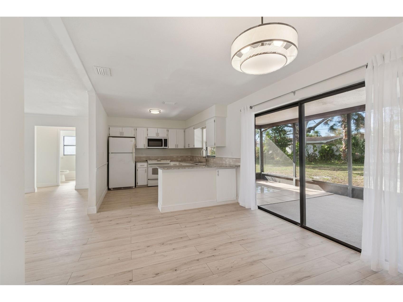 7337 Cambridge Way Clearwater FL 33764 TB8465231 image9