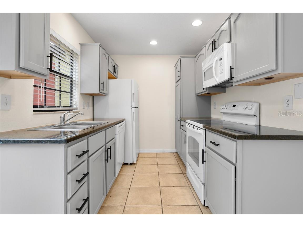 7337 Cedar Creek Court #75 Winter Park FL 32792 O6349617 image2