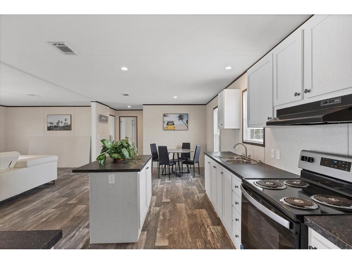 7337 Desant Lane Port Charlotte FL 33981 D6142630 image12