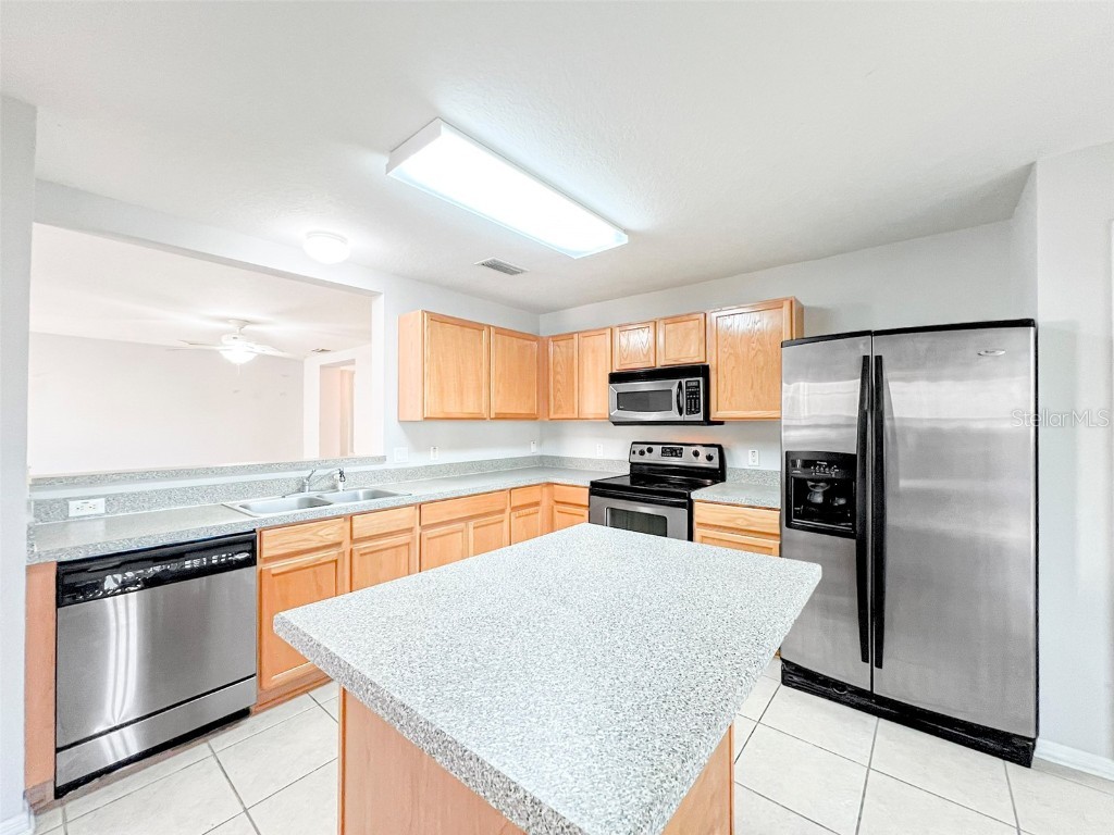 7337 Hunters Greene Circle Lakeland FL 33810 L4953519 image3