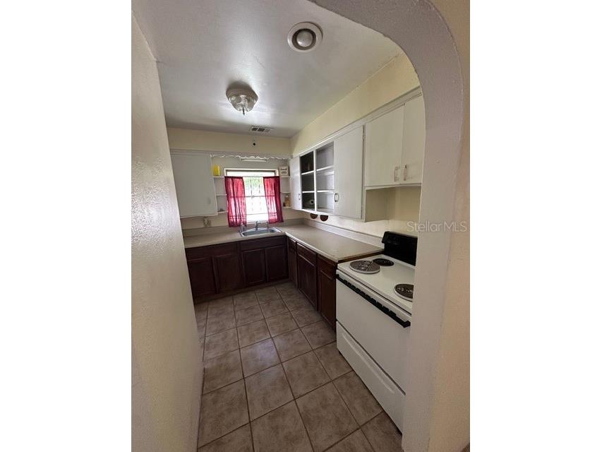 734 21st Ave S Saint Petersburg FL 33705 TB8434795 image15