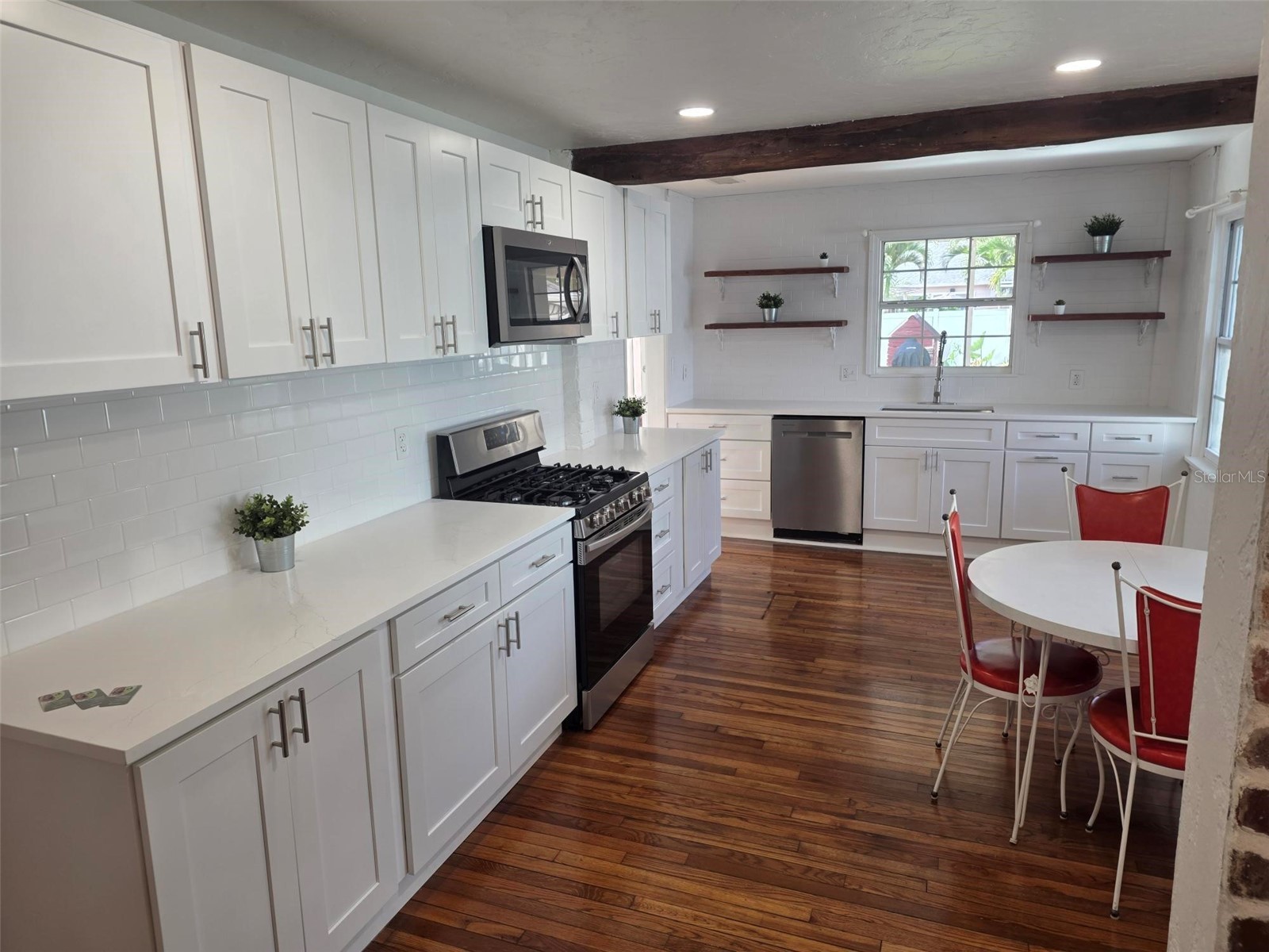 734 37th Avenue N Saint Petersburg FL 33704 TB8516104 image9