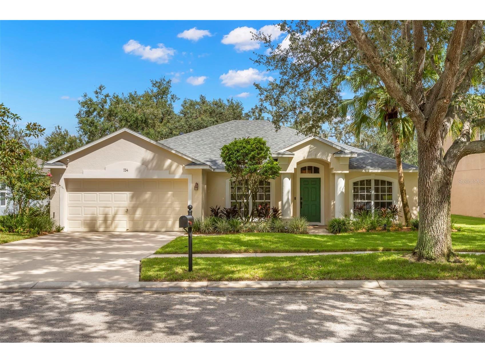 734 Berry Bramble Drive Brandon FL 33510 TB8460740 image1