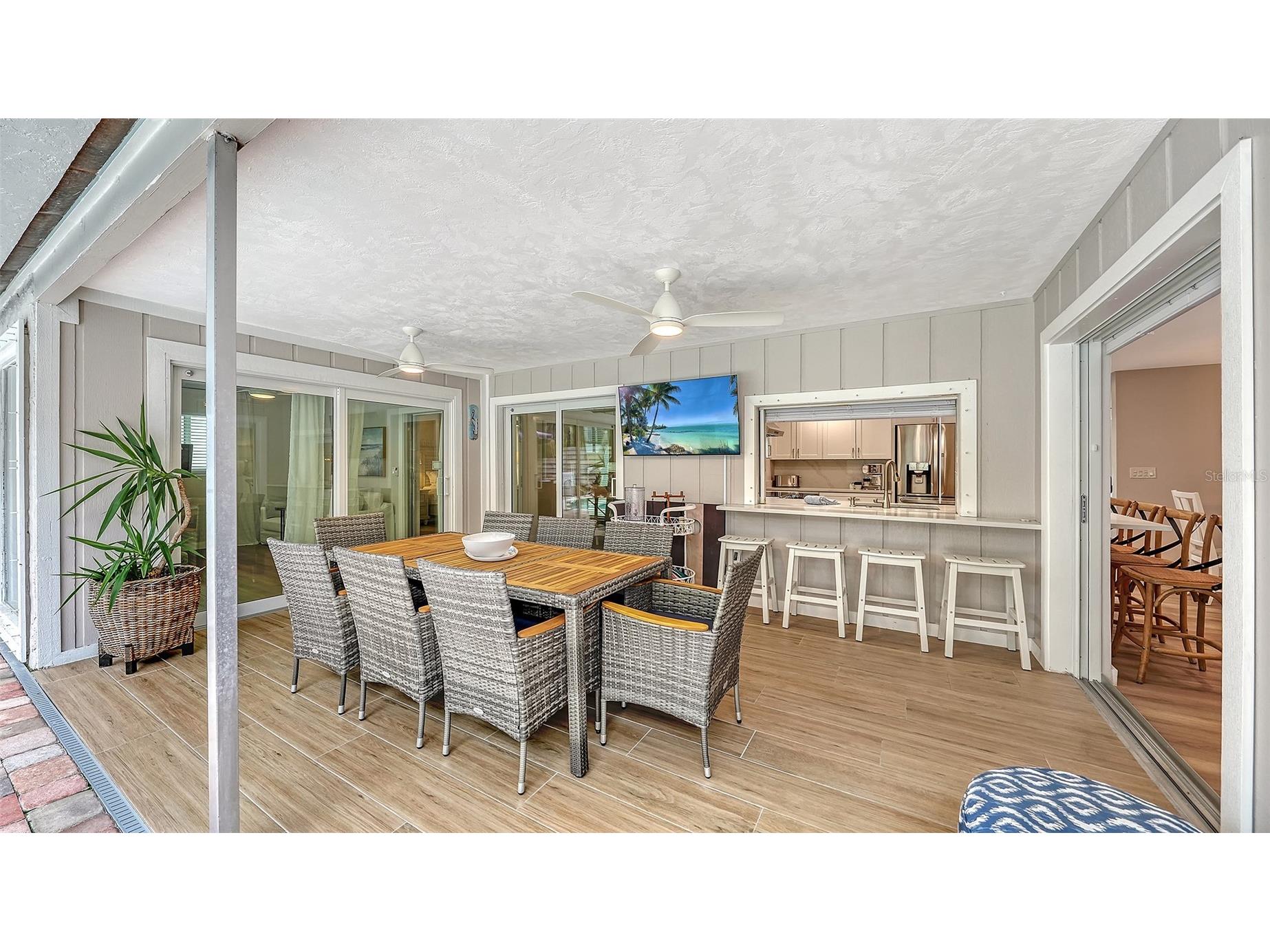734 Birdsong Lane Sarasota FL 34242 A4699745 image13