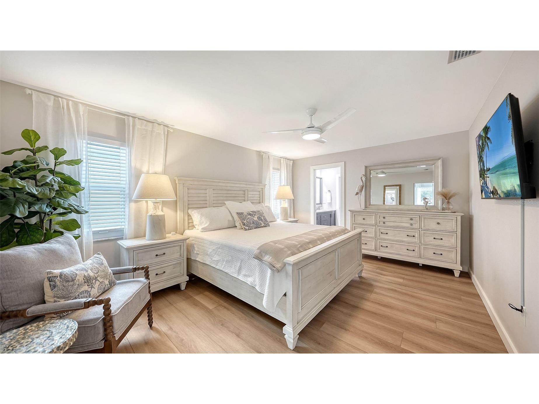 734 Birdsong Lane Sarasota FL 34242 A4699745 image14