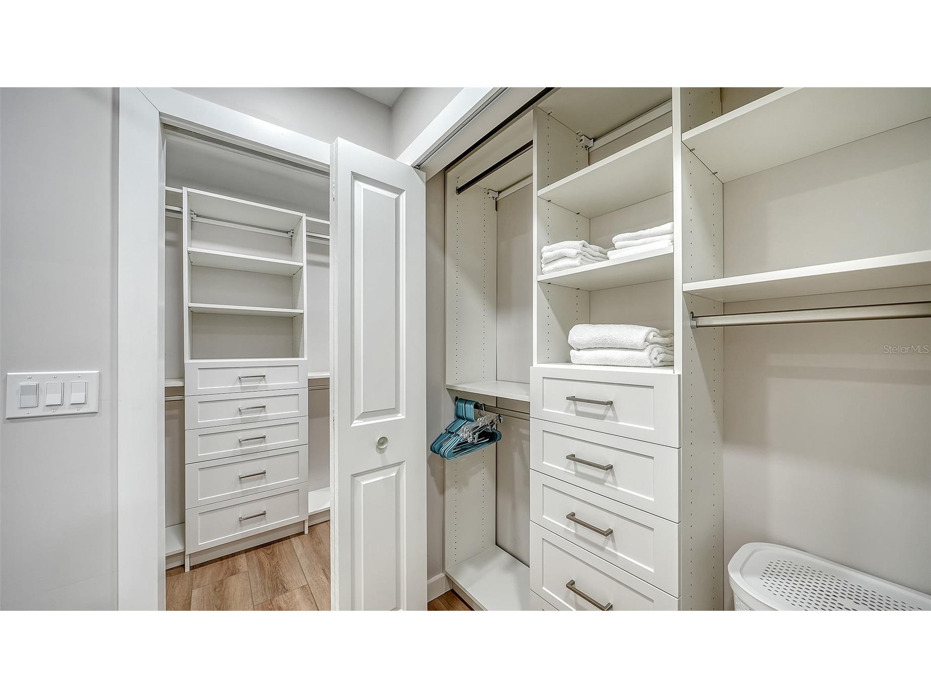 734 Birdsong Lane Sarasota FL 34242 A4699745 image16