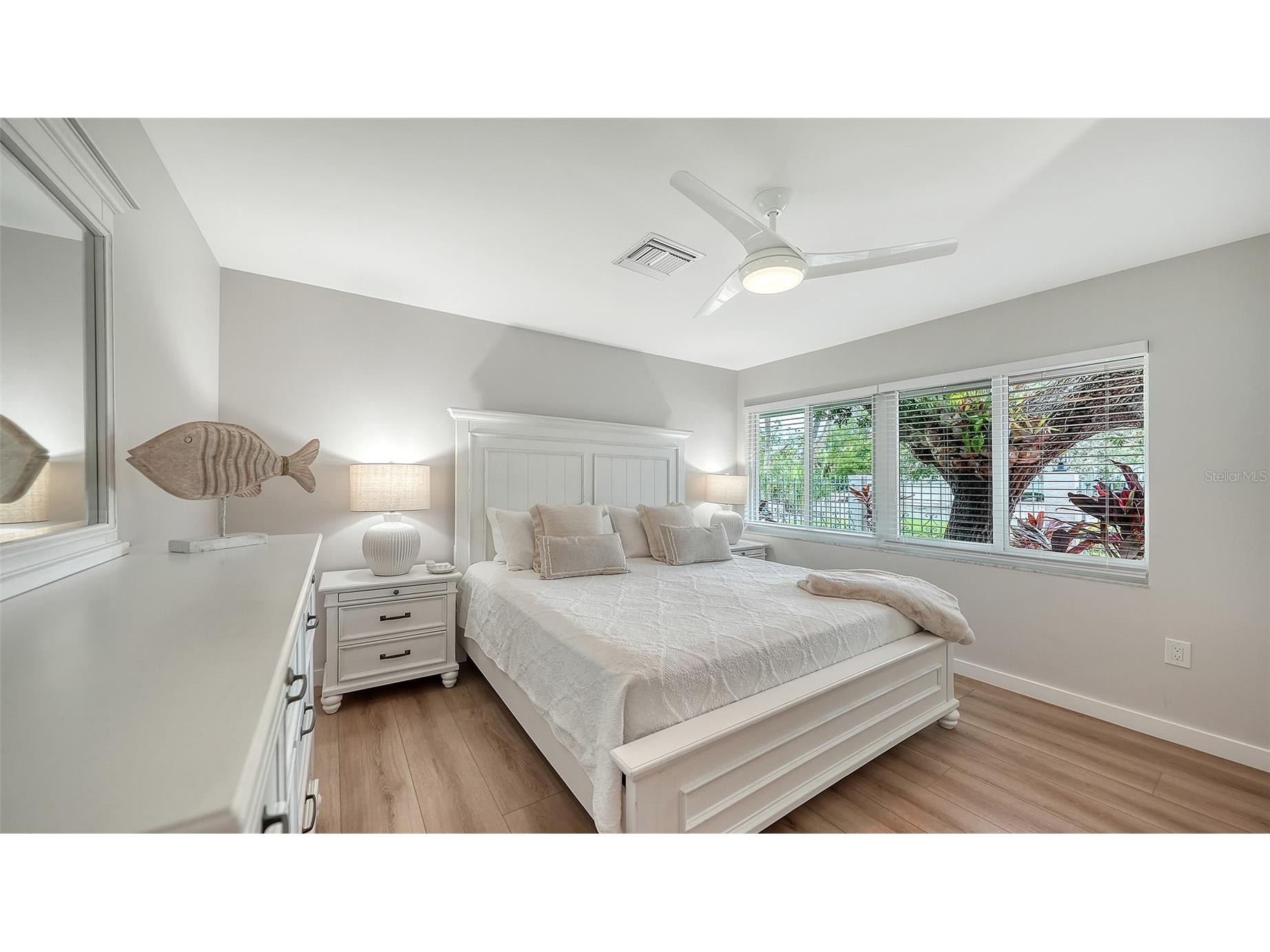 734 Birdsong Lane Sarasota FL 34242 A4699745 image19