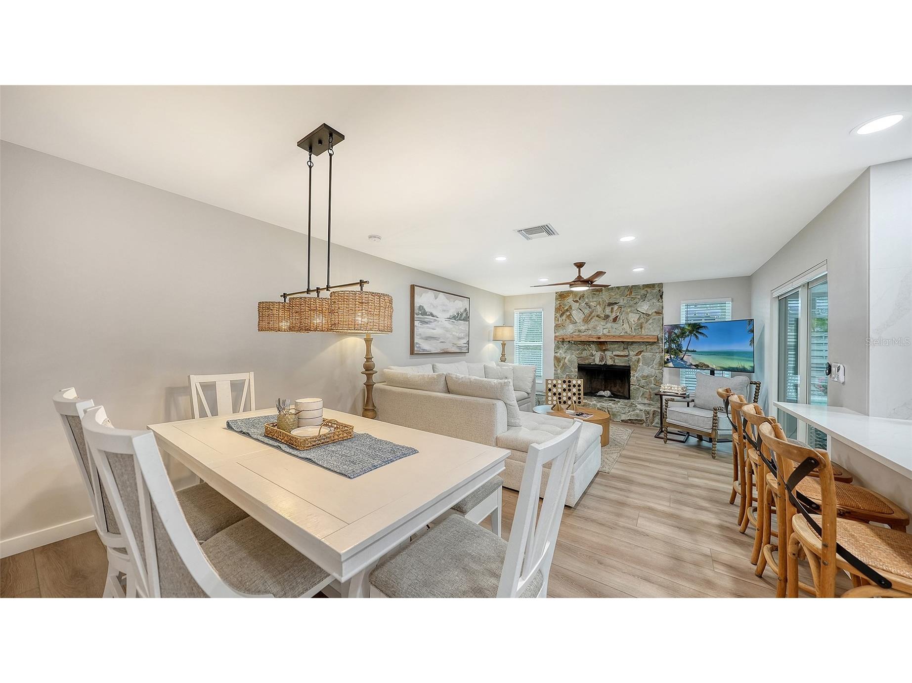 734 Birdsong Lane Sarasota FL 34242 A4699745 image8