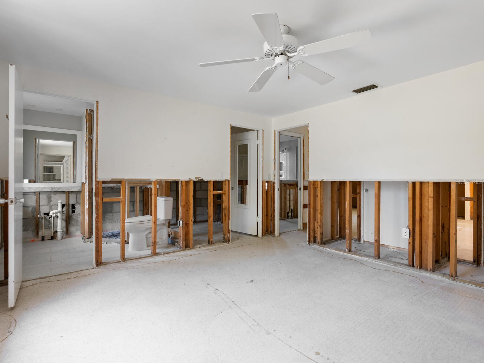 734 Canal Road Sarasota FL 34242 A4675607 image16