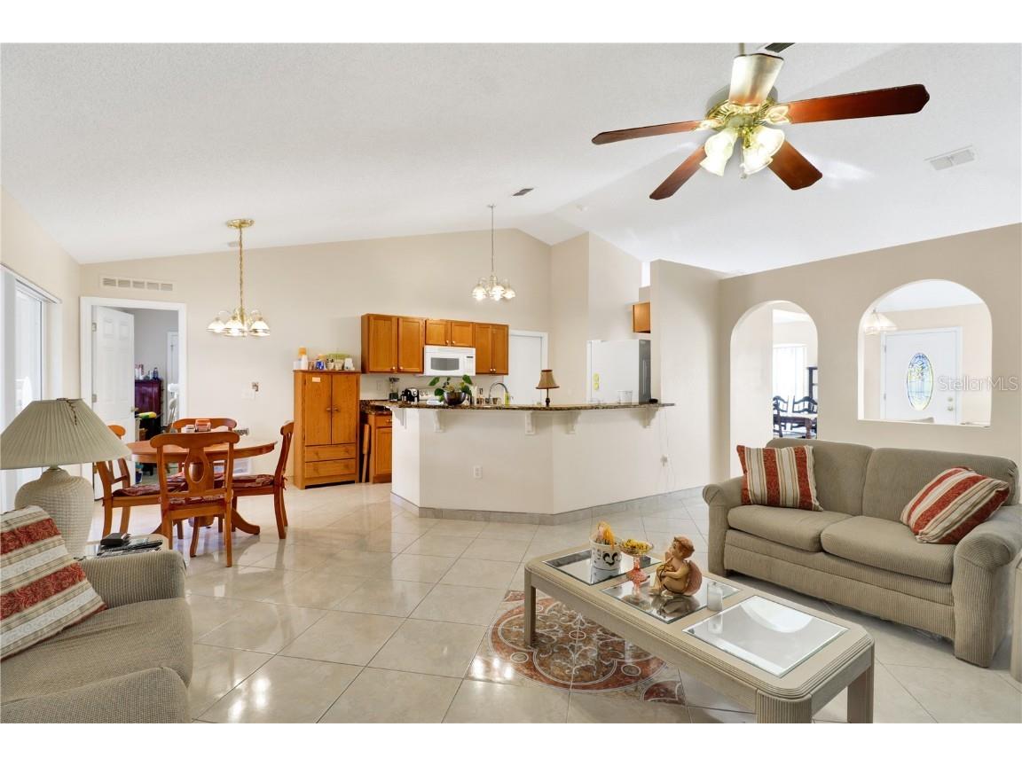 734 Cockatoo Court Kissimmee FL 34759 O6360990 image3