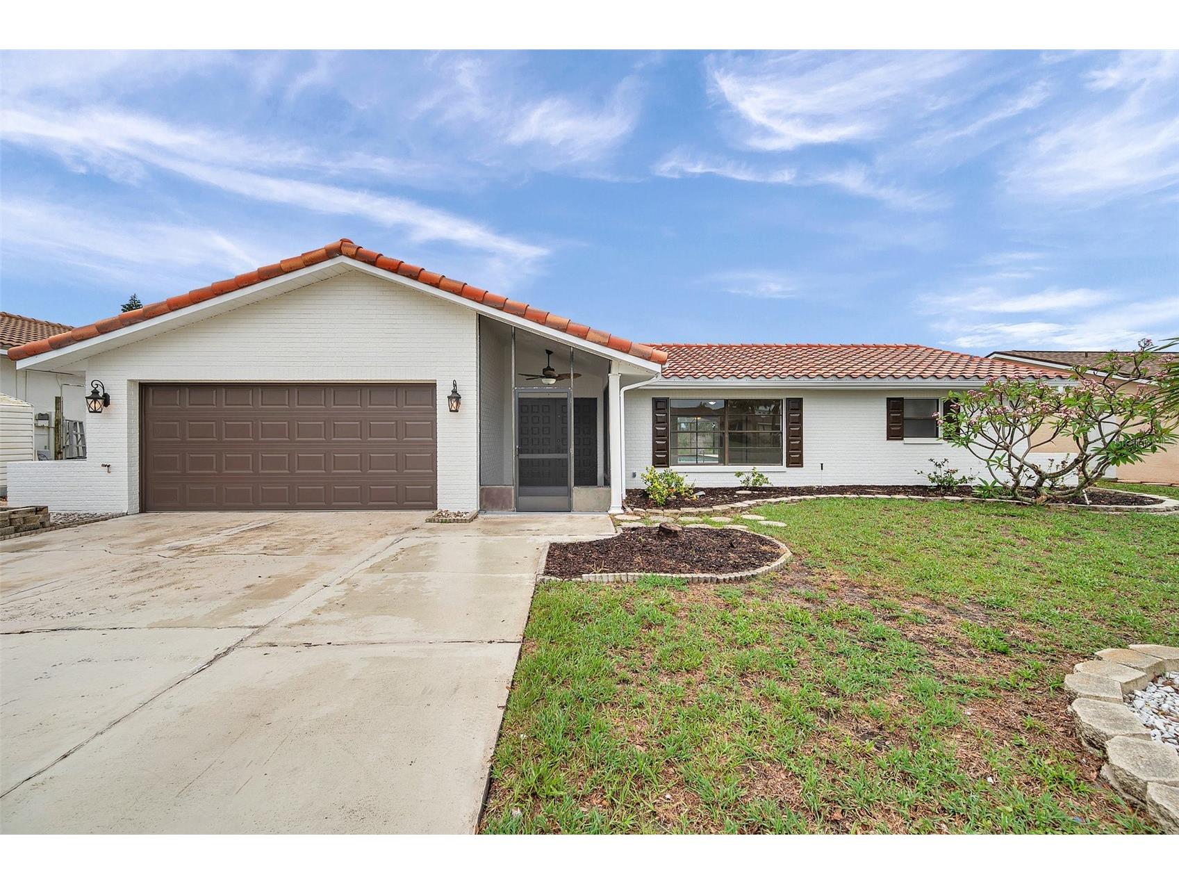 734 Flamingo Drive Apollo Beach FL 33572 TB8396736 image1