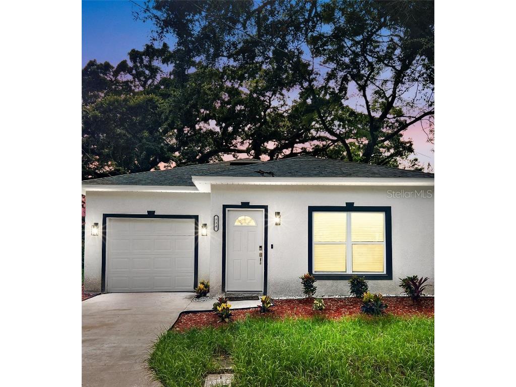 734 Grove Avenue Orlando FL 32805 O6125620 image1