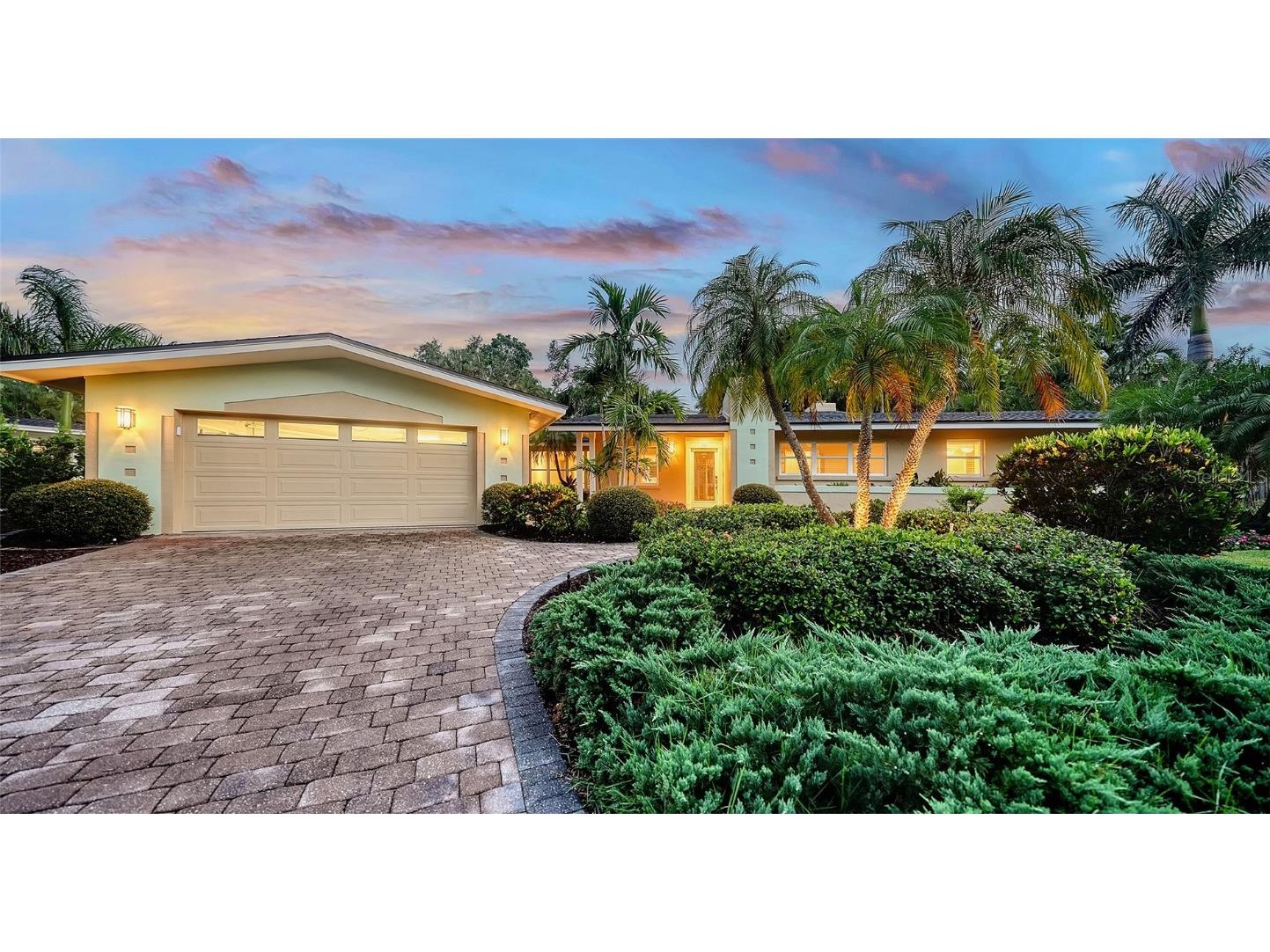 734 Indian Beach Circle Sarasota FL 34234 A4663994 image1