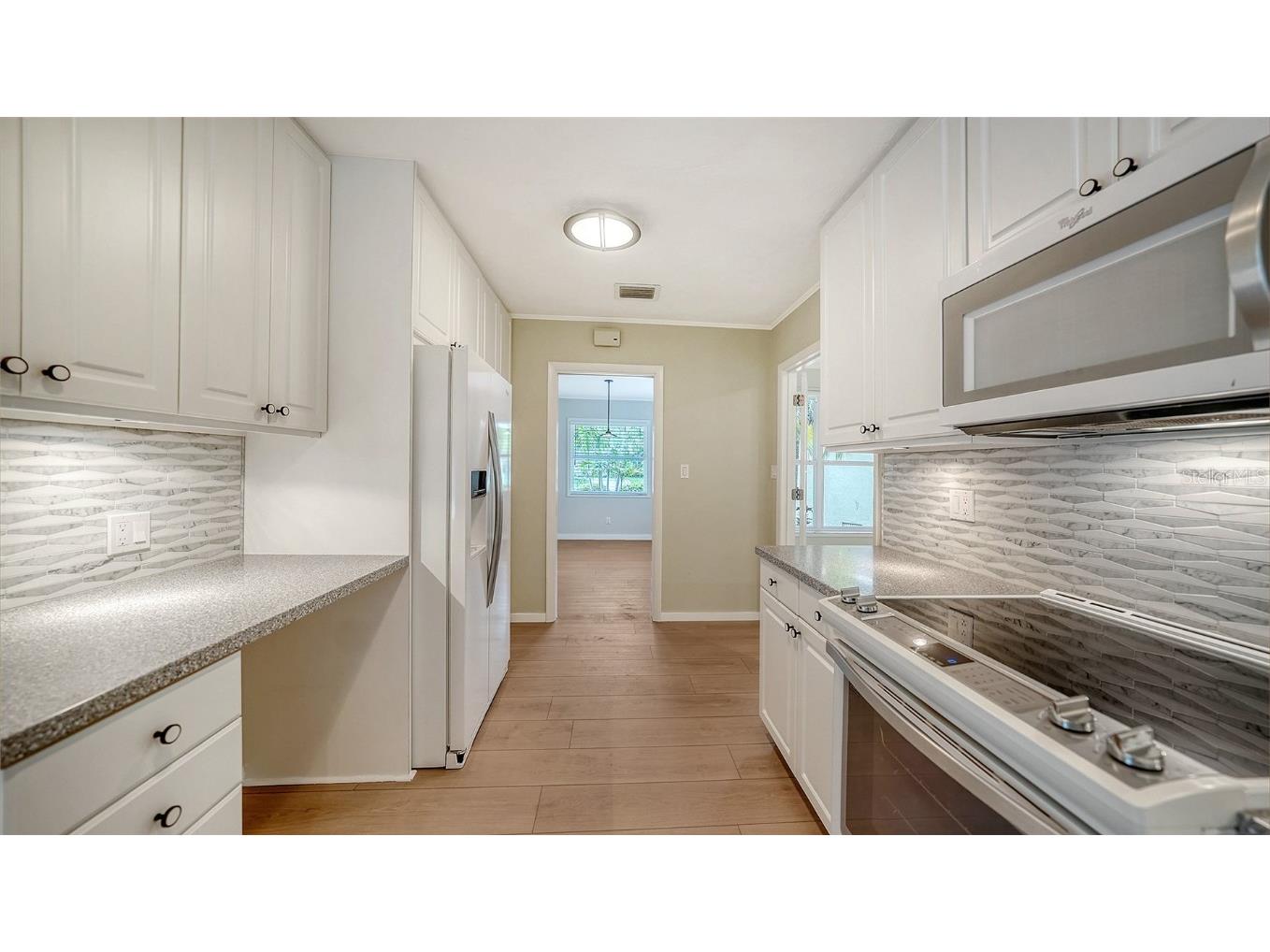 734 Indian Beach Circle Sarasota FL 34234 A4663994 image19