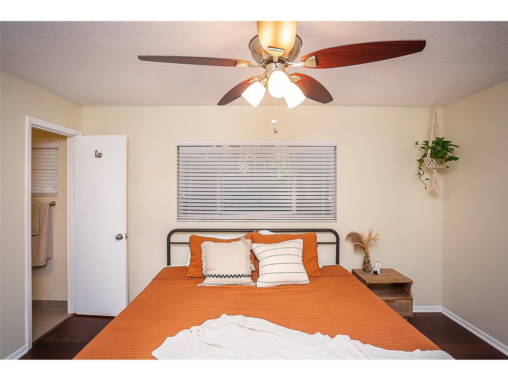 734 NW 38th Street Gainesville FL 32607 GC538978 image14