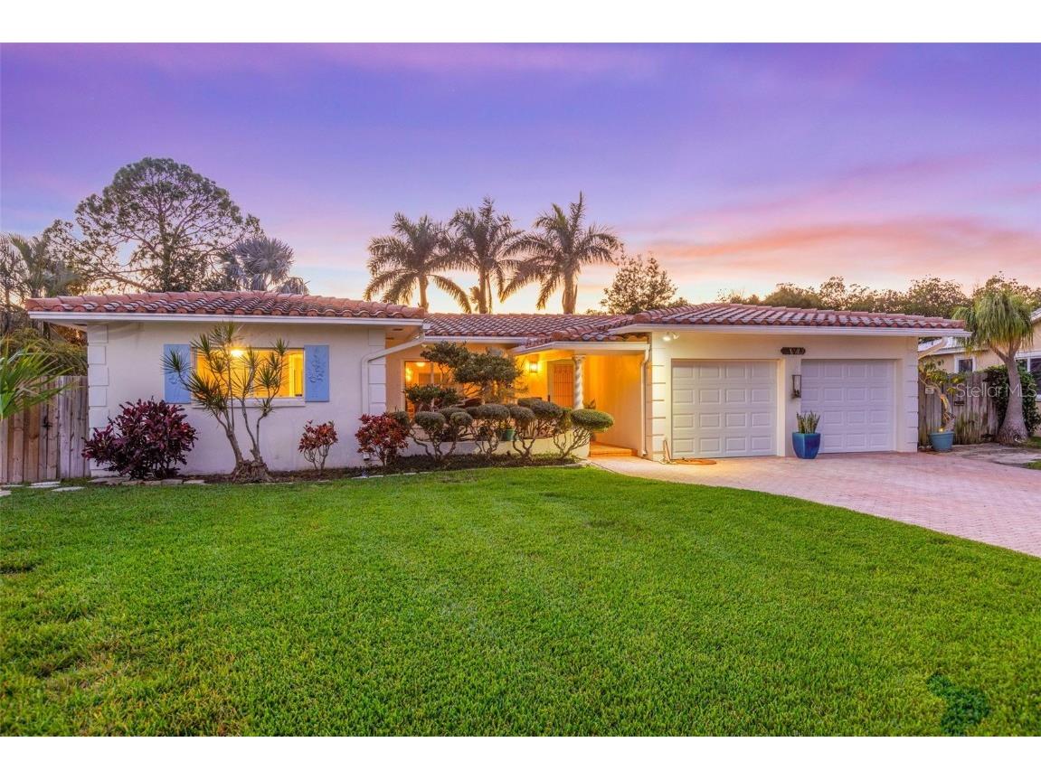 734 Placido Way NE Saint Petersburg FL 33704 U8187945 image1