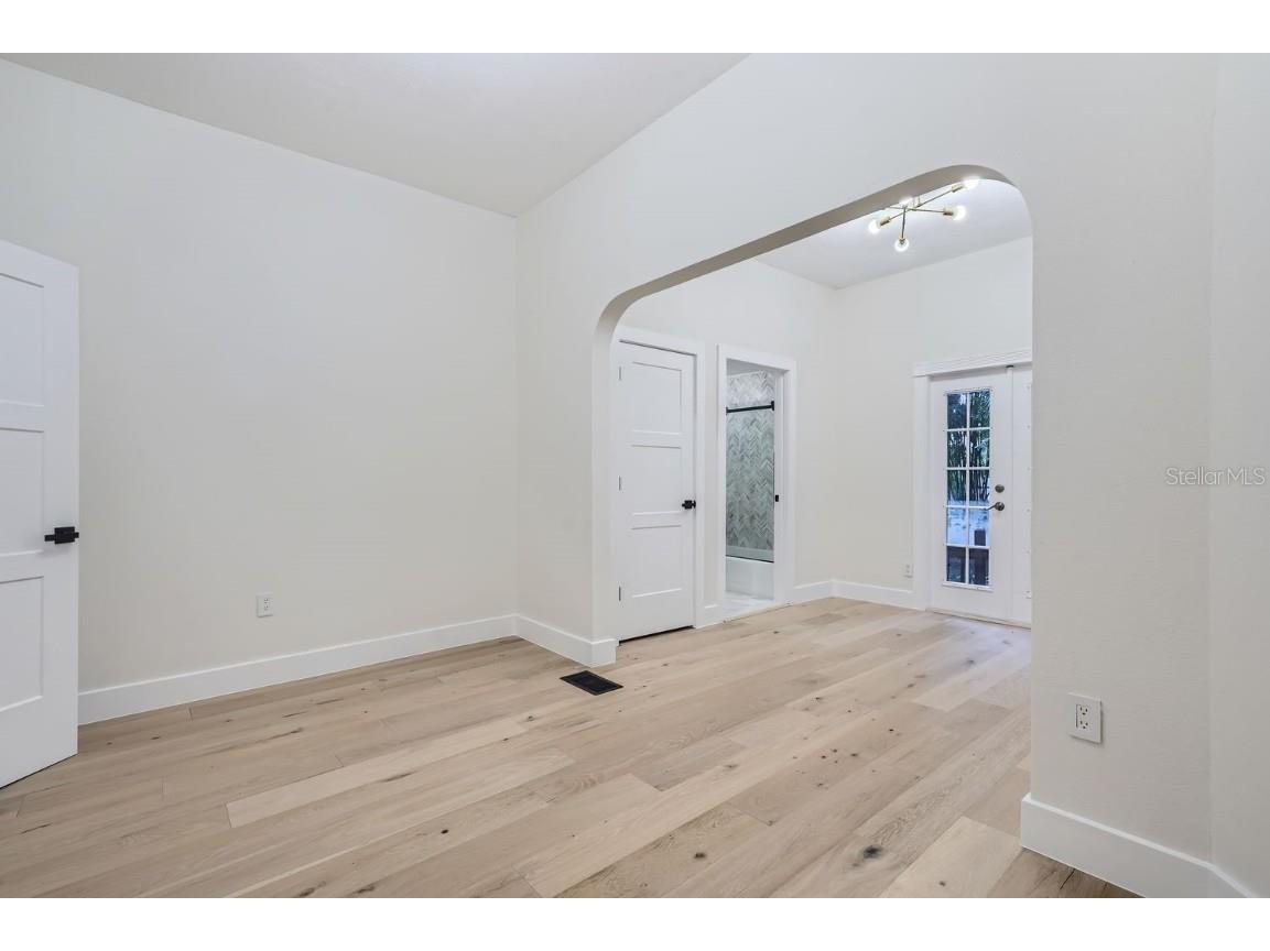 734 S Mills Avenue Orlando FL 32801 O6246342 image16