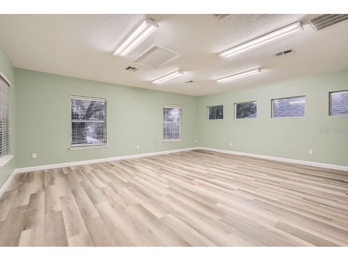 734 S Mills Avenue Orlando FL 32801 O6246342 image30