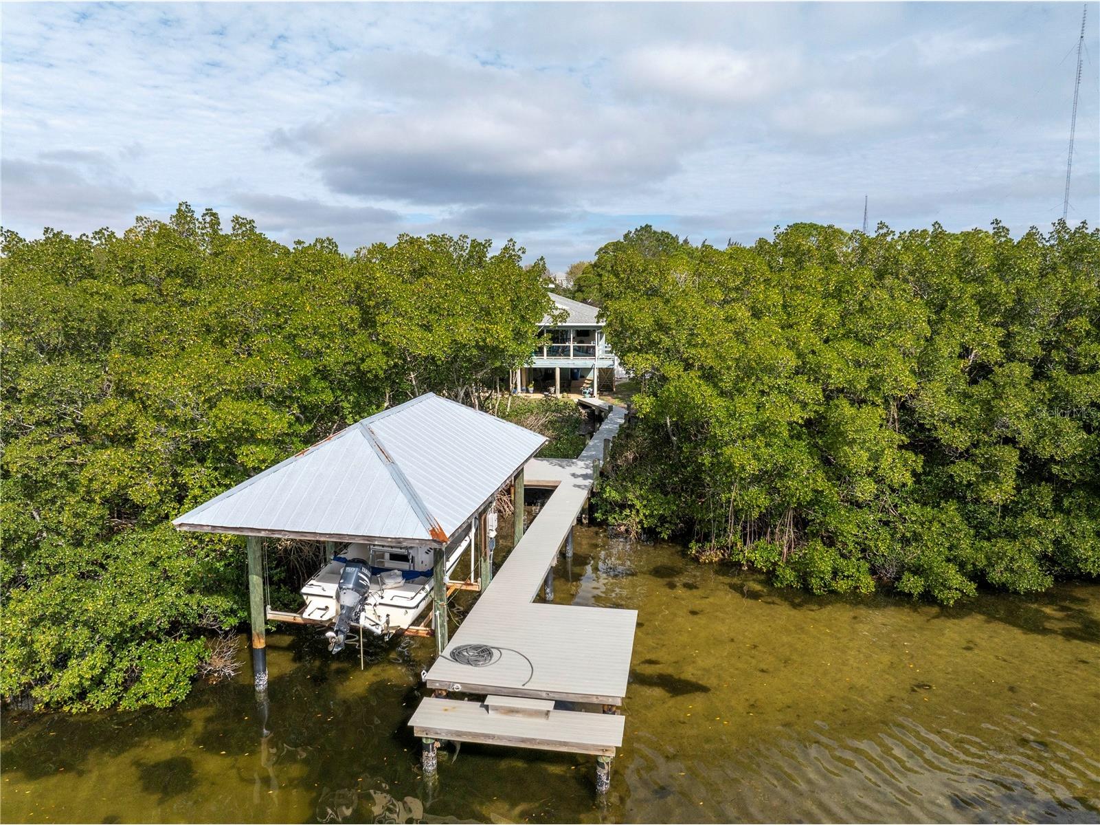 734 Weedon Drive NE Saint Petersburg FL 33702 - RIVIERA BAY TB8472716 image10