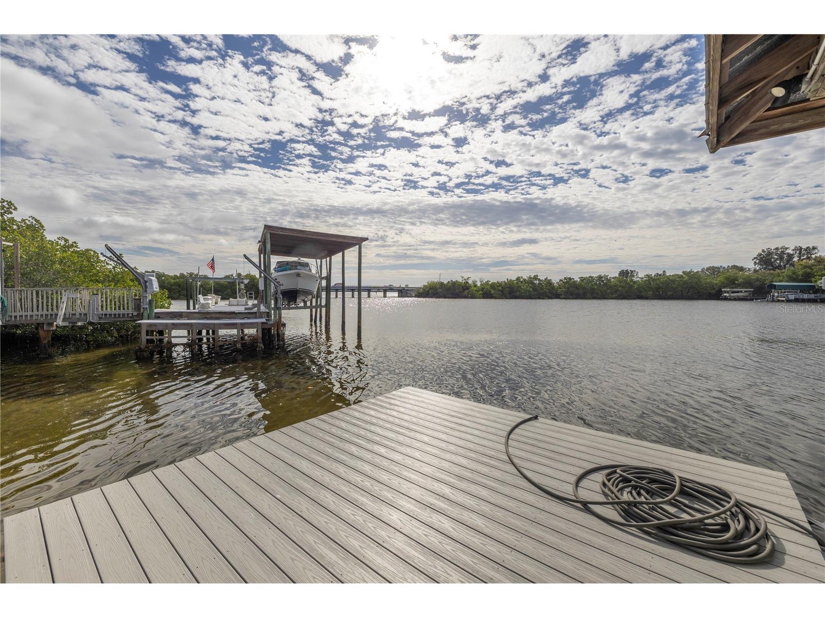 734 Weedon Drive NE Saint Petersburg FL 33702 - RIVIERA BAY TB8472753 image16