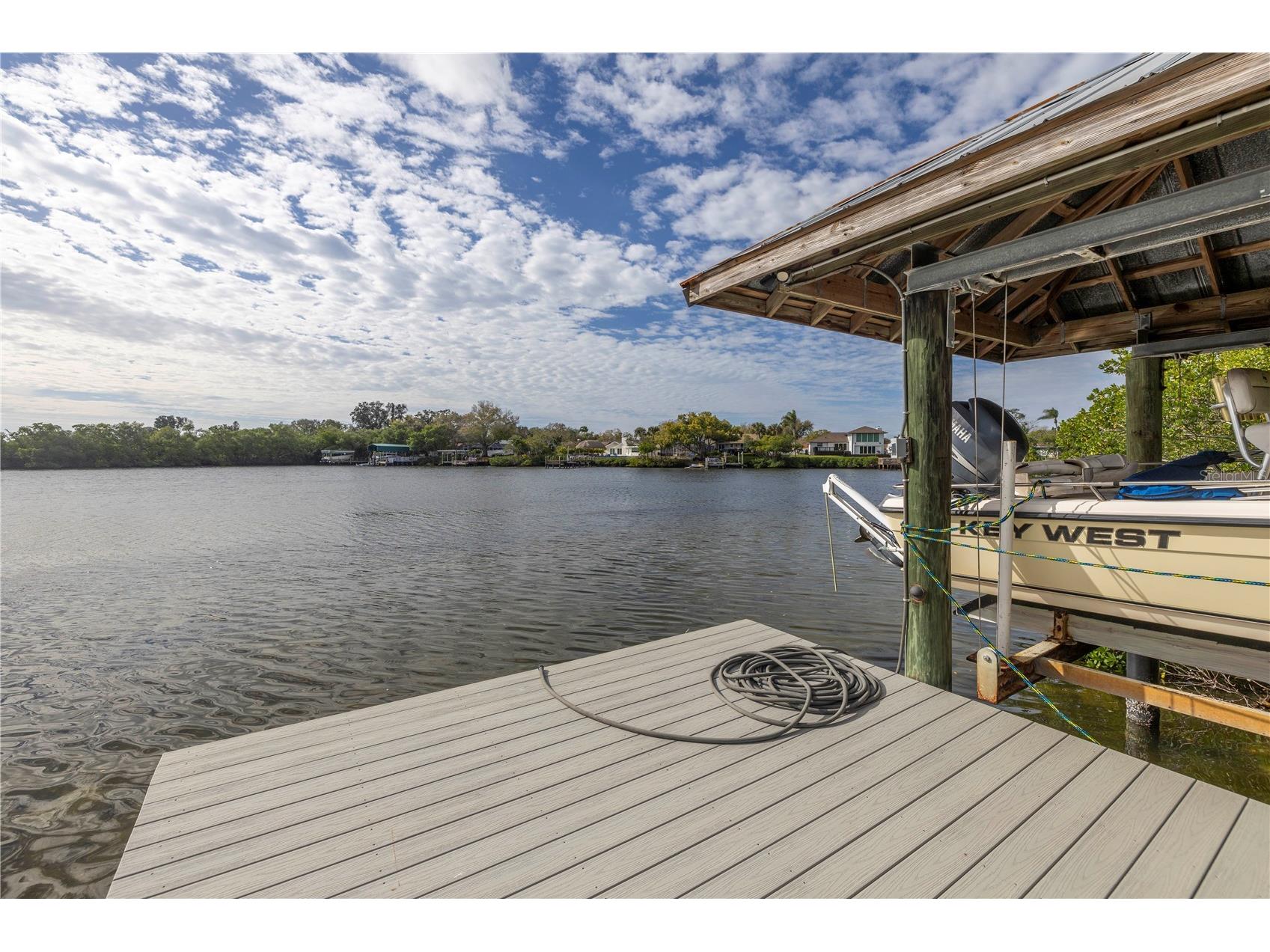 734 Weedon Drive NE Saint Petersburg FL 33702 - RIVIERA BAY TB8472753 image17
