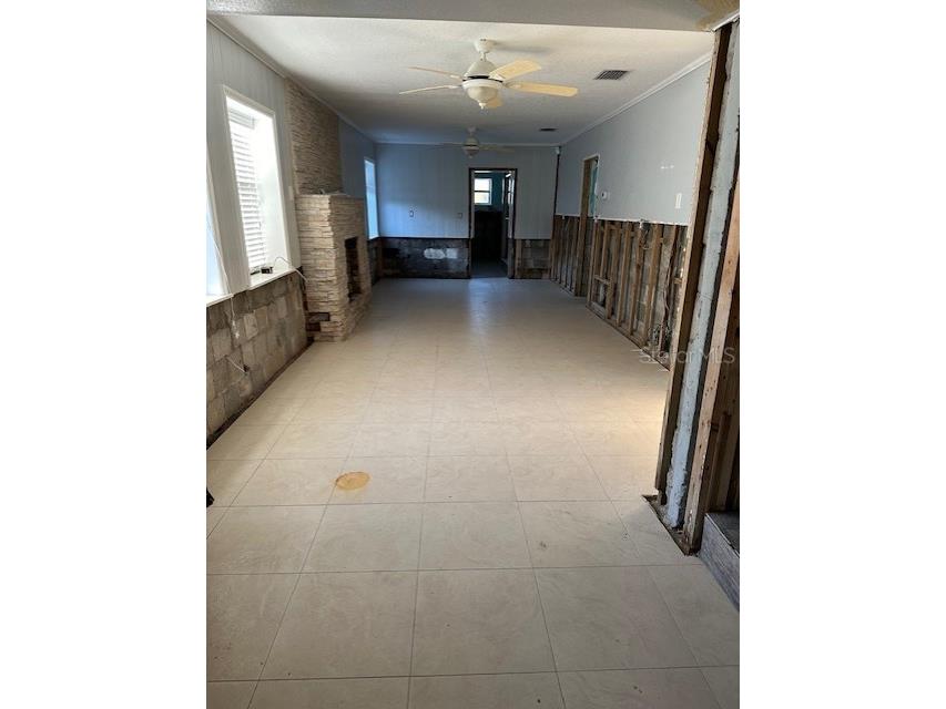 734 Weedon Drive NE Saint Petersburg FL 33702 - RIVIERA BAY TB8472753 image8
