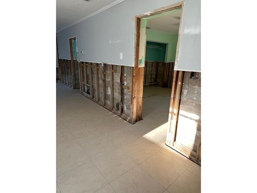 734 Weedon Drive NE Saint Petersburg FL 33702 - RIVIERA BAY TB8472753 image9