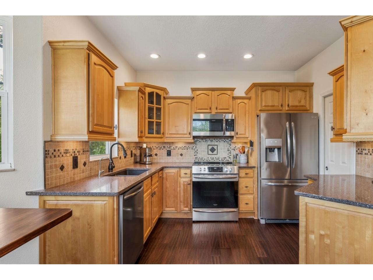 7340 Brightwaters Court New Port Richey FL 34652 W7884907 image11