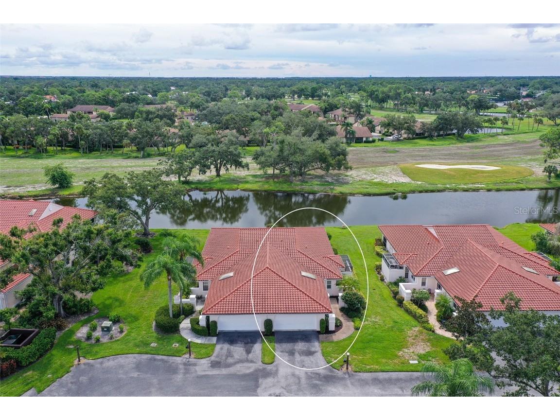7340 Golf Pointe Circle Sarasota FL 34243 A4664716 image1