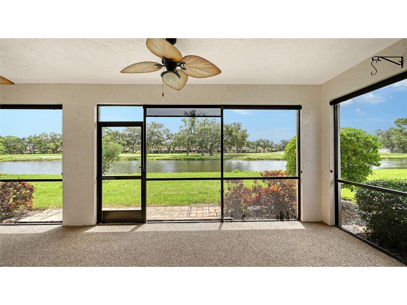 7340 Golf Pointe Circle Sarasota FL 34243 A4664716 image10