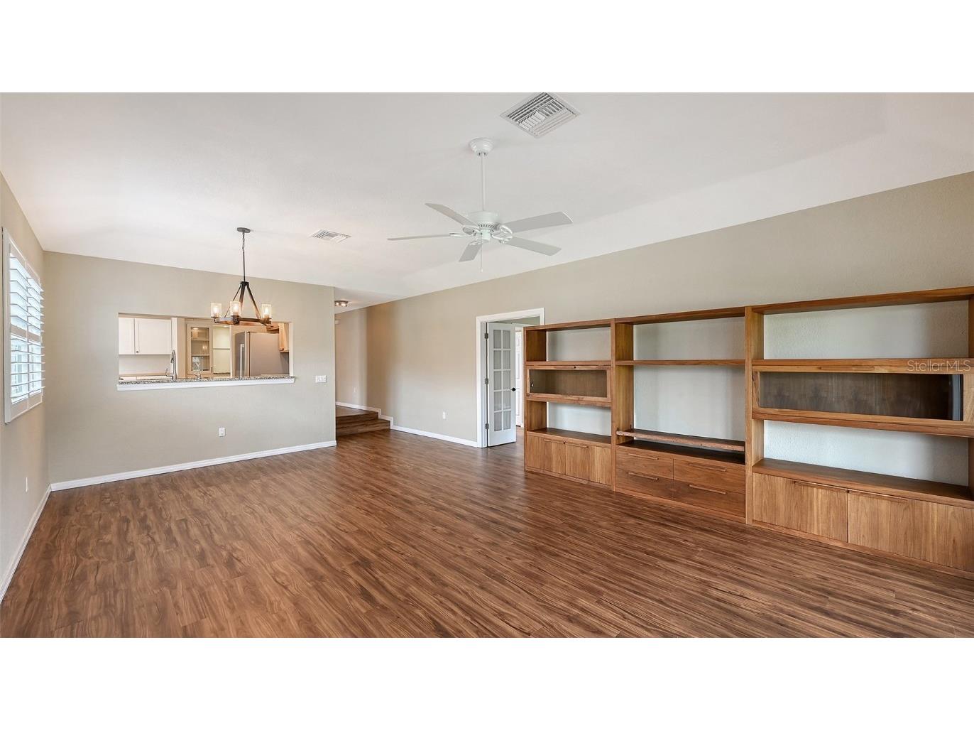 7340 Golf Pointe Circle Sarasota FL 34243 A4664716 image14