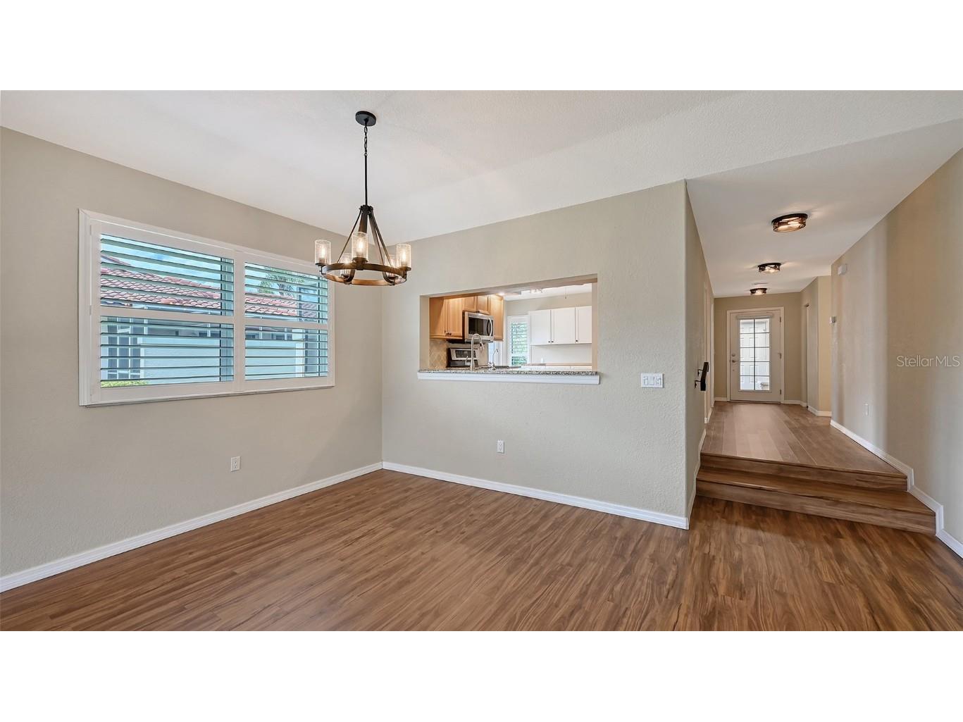 7340 Golf Pointe Circle Sarasota FL 34243 A4664716 image16