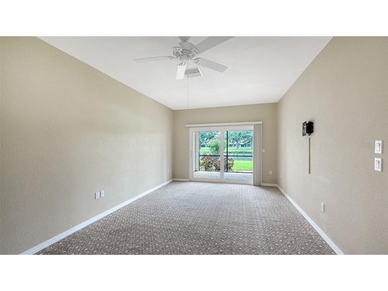 7340 Golf Pointe Circle Sarasota FL 34243 A4664716 image23