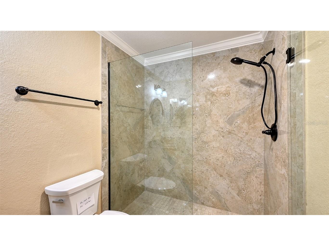 7340 Golf Pointe Circle Sarasota FL 34243 A4664716 image35