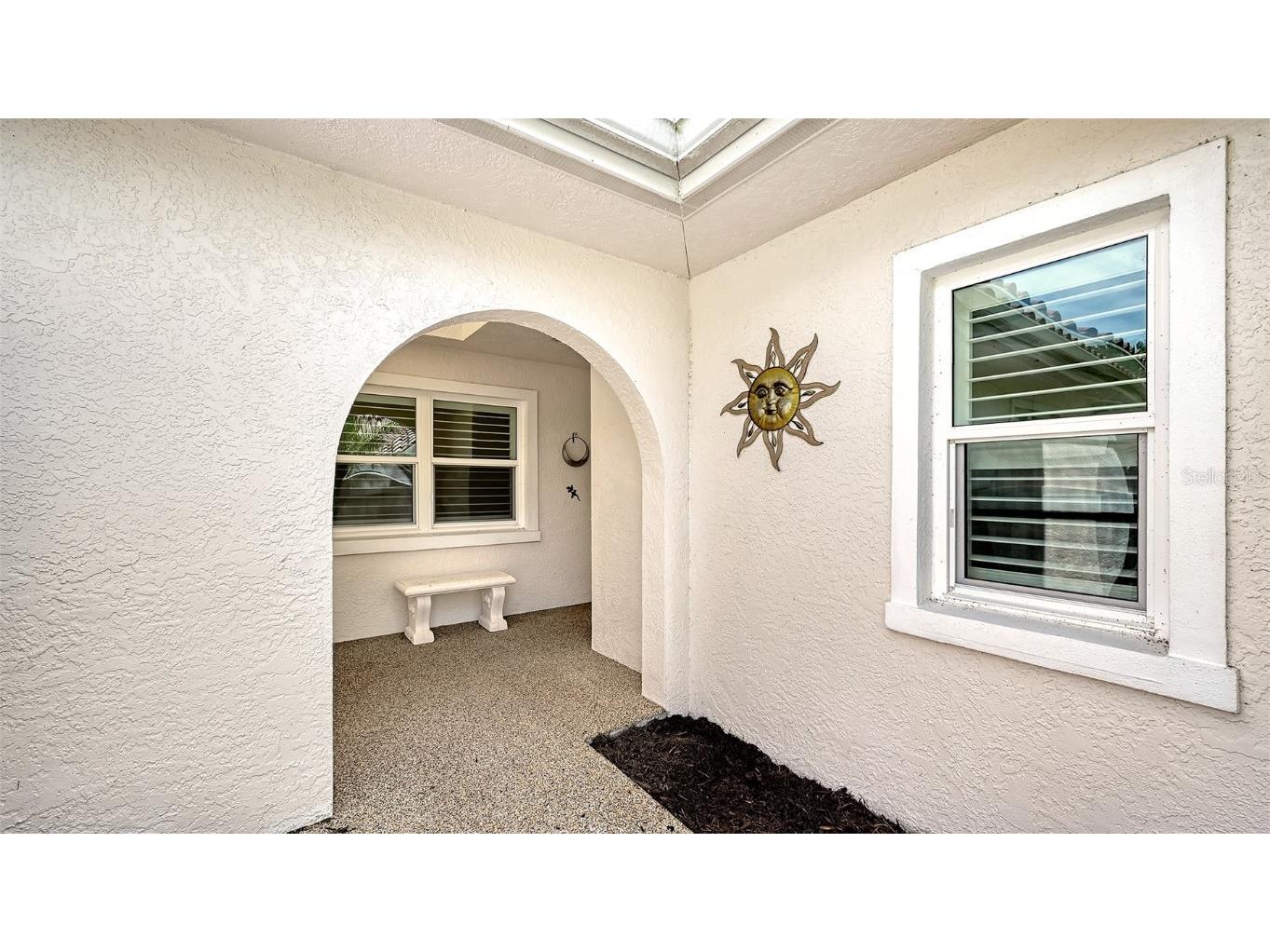 7340 Golf Pointe Circle Sarasota FL 34243 A4664716 image4