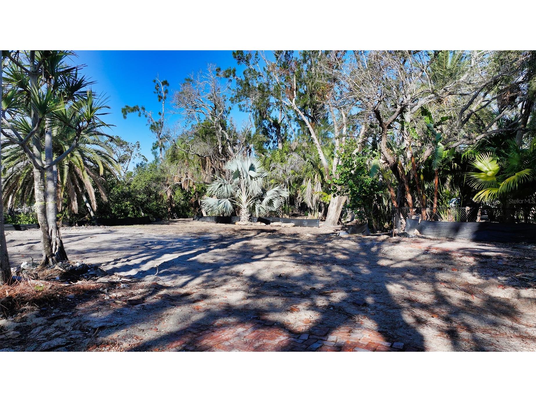 7340 Pine Needle Road Sarasota FL 34242 - HERON LAGOON A4693329 image9