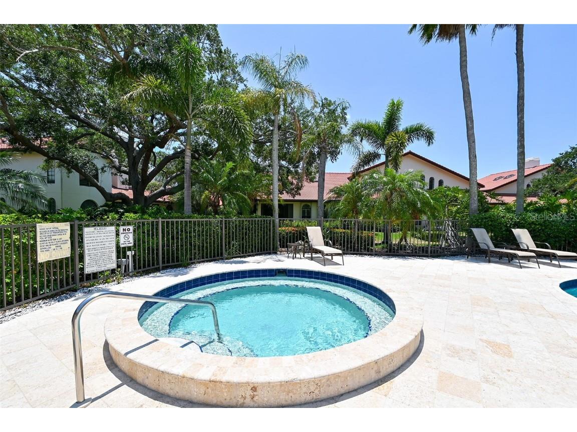 7340 Villa D Este Drive Sarasota FL 34238 A4667704 image46