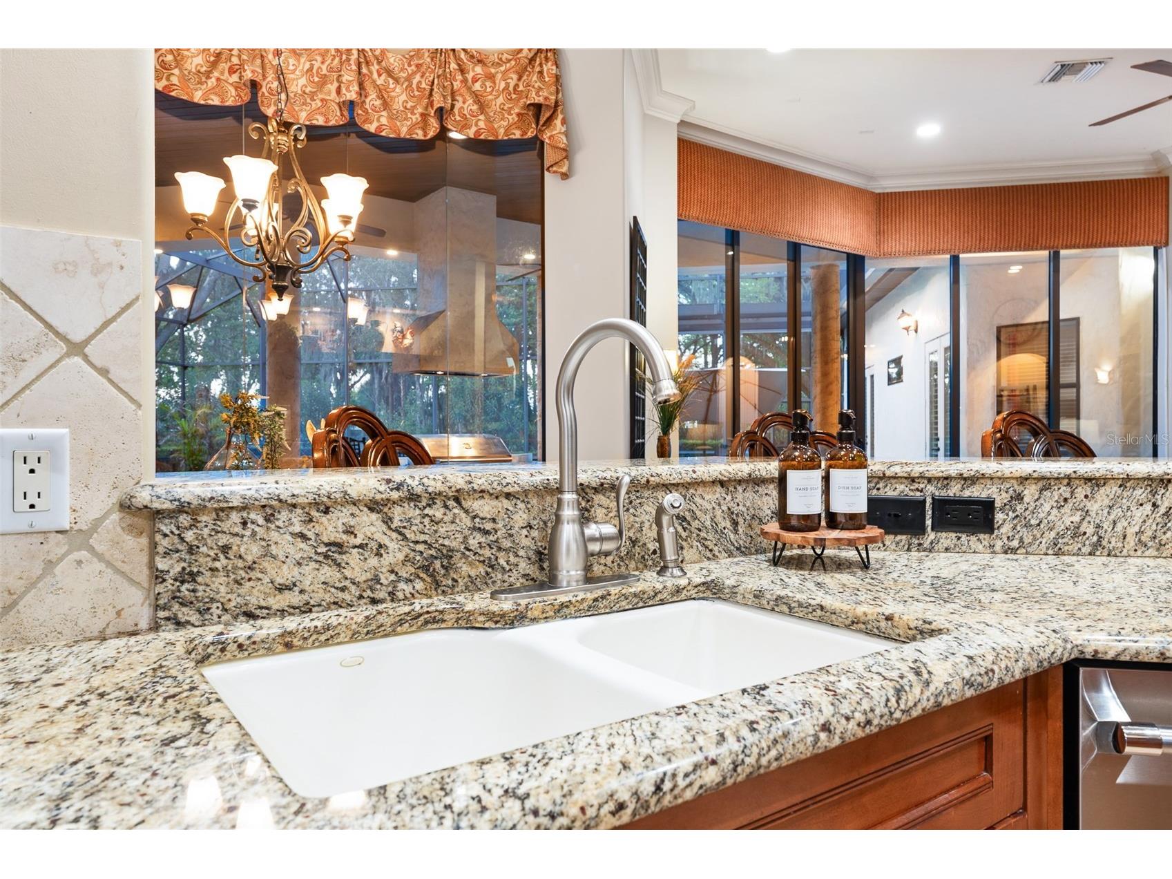 7341 Bella Foresta Place Sanford FL 32771 FC316808 image23